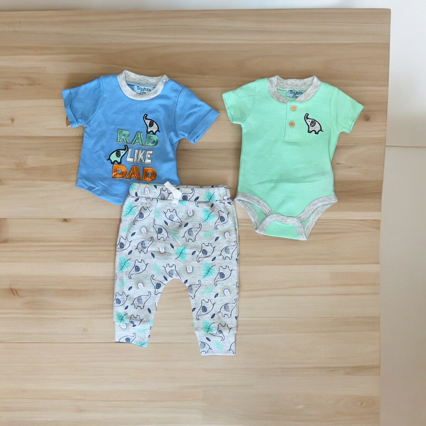 Pijamas TinyTots 3 piezas 0-3 meses